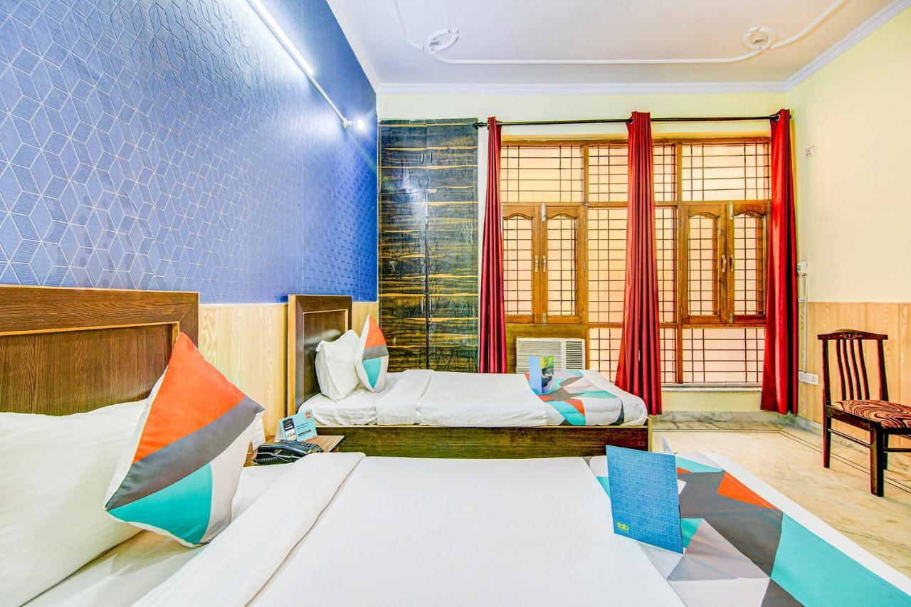 Fabexpress Royal Ashray Hotel Noida Exterior photo